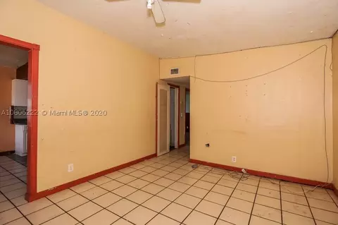 528 E 10th St, Hialeah, FL 33010 photo 13