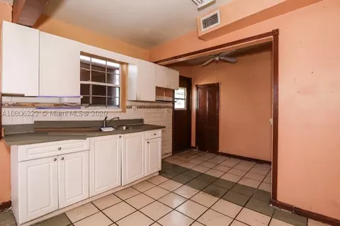 528 E 10th St, Hialeah, FL 33010 photo 10