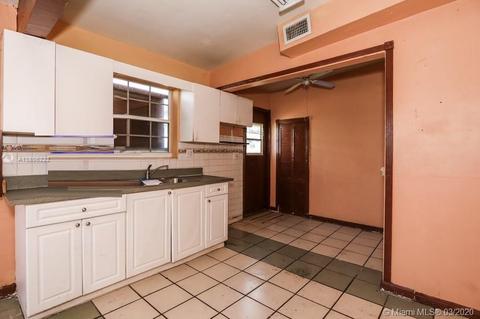 528 E 10th St, Hialeah, FL 33010 photo 11