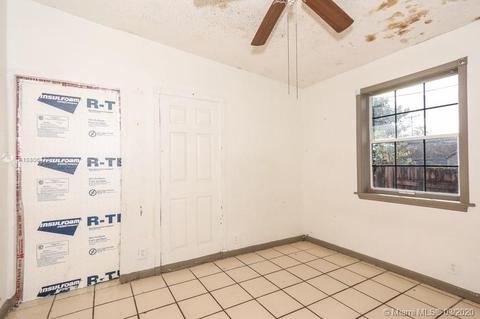 528 E 10th St, Hialeah, FL 33010 photo 18