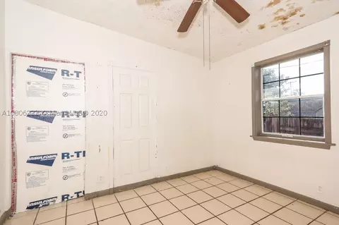 528 E 10th St, Hialeah, FL 33010 photo 17