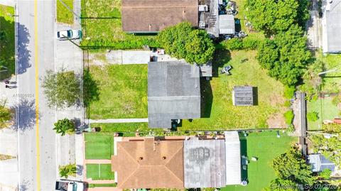 617 E 45th St, Hialeah, FL 33013 photo 3