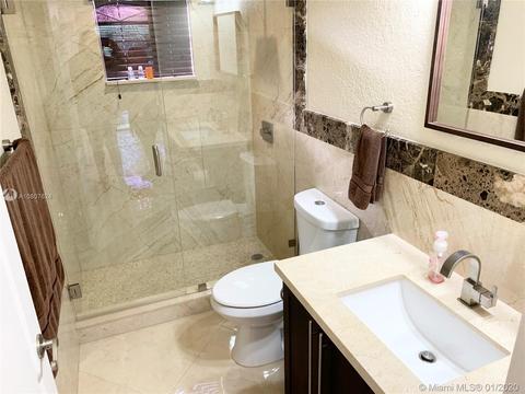 16514 NW 77th Path, Miami Lakes, FL 33016 photo 27