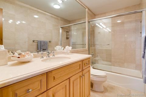 Undisclosed, Key Biscayne, FL 33149 photo 15