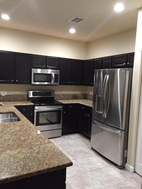 8790 W 33rd Ave, Hialeah, FL 33018 photo 12