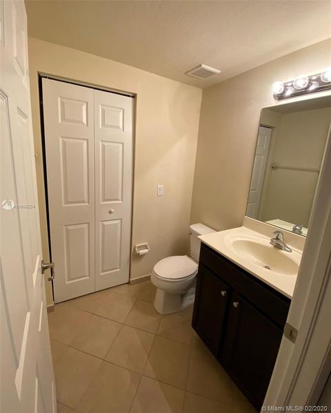8790 W 33rd Ave, Hialeah, FL 33018 photo 19