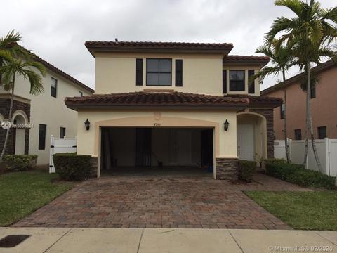 8790 W 33rd Ave, Hialeah, FL 33018 photo 2