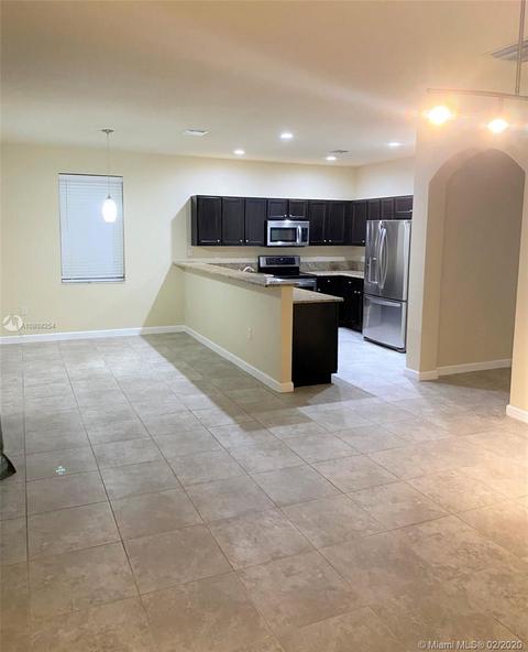 8790 W 33rd Ave, Hialeah, FL 33018 photo 9