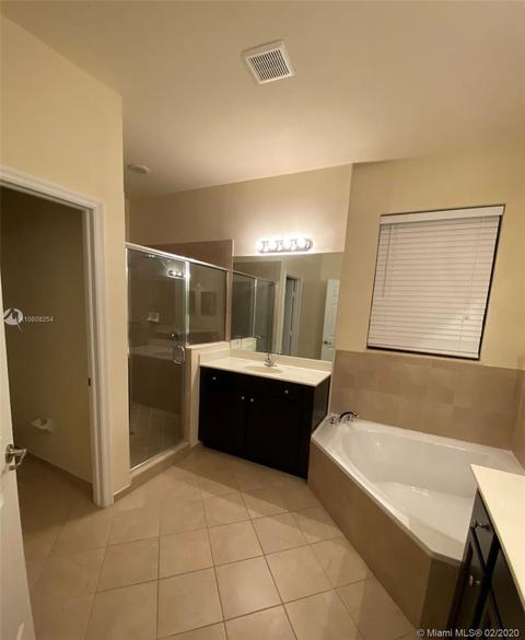 8790 W 33rd Ave, Hialeah, FL 33018 photo 38