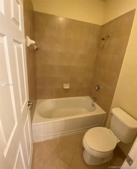 8790 W 33rd Ave, Hialeah, FL 33018 photo 28