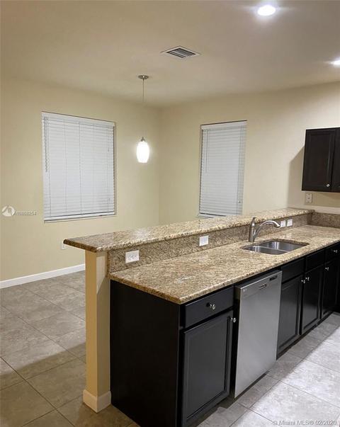 8790 W 33rd Ave, Hialeah, FL 33018 photo 16