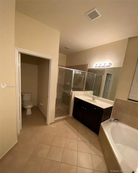 8790 W 33rd Ave, Hialeah, FL 33018 photo 37