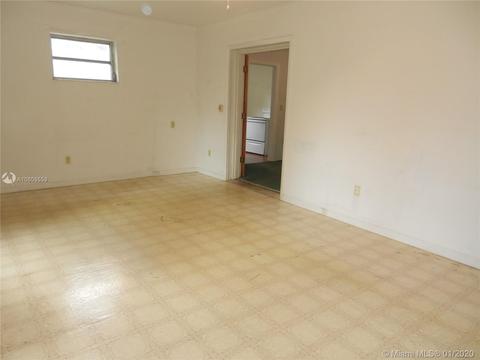 142 Pinecrest Dr, Miami Springs, FL 33166 photo 7