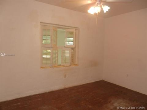 142 Pinecrest Dr, Miami Springs, FL 33166 photo 8