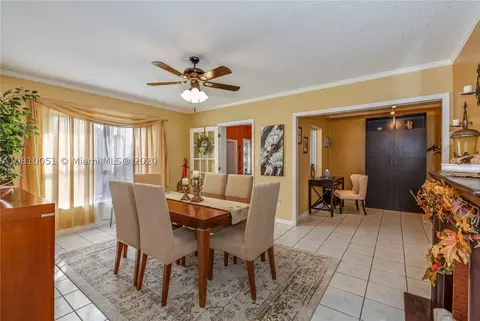 541 E 29th St, Hialeah, FL 33013 photo 10