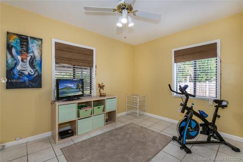 541 E 29th St, Hialeah, FL 33013 photo 20