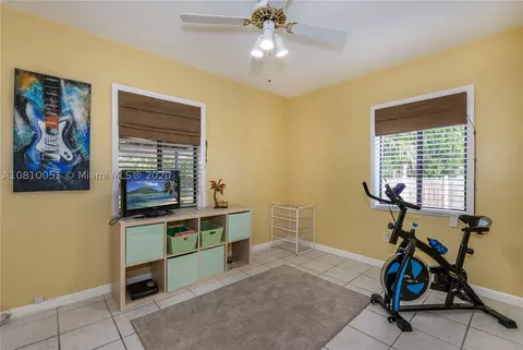 541 E 29th St, Hialeah, FL 33013 photo 20