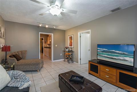 541 E 29th St, Hialeah, FL 33013 photo 6