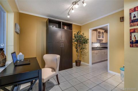 541 E 29th St, Hialeah, FL 33013 photo 8