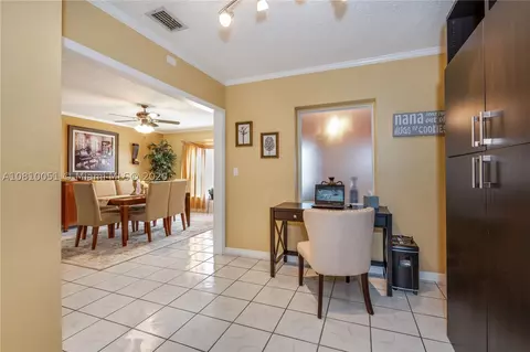 541 E 29th St, Hialeah, FL 33013 photo 9