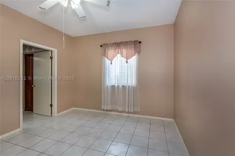 541 E 29th St, Hialeah, FL 33013 photo 21