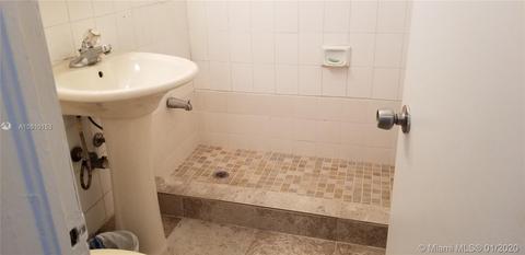 951 E 40th St, Hialeah, FL 33013 photo 14