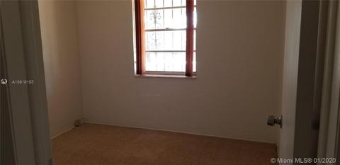 951 E 40th St, Hialeah, FL 33013 photo 11