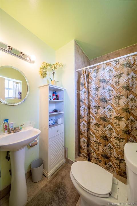 900 E 30th St, Hialeah, FL 33013 photo 16