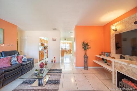 900 E 30th St, Hialeah, FL 33013 photo 7