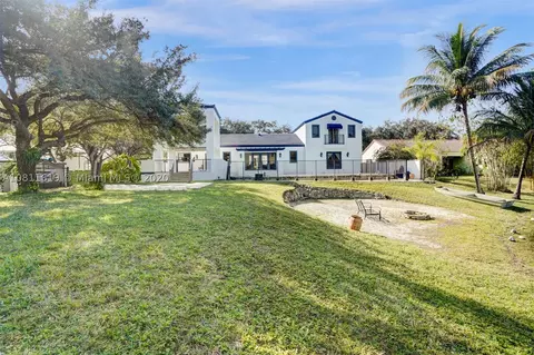 7901 NW 166th St, Miami Lakes, FL 33016 photo 39