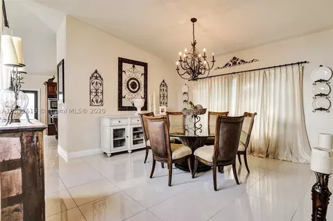 7901 NW 166th St, Miami Lakes, FL 33016 photo 16