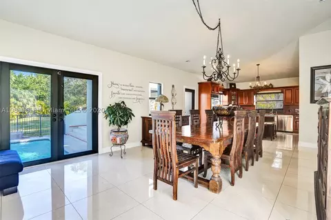 7901 NW 166th St, Miami Lakes, FL 33016 photo 13