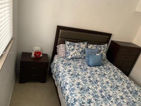 880 E 23rd St, Hialeah, FL 33013 photo 12