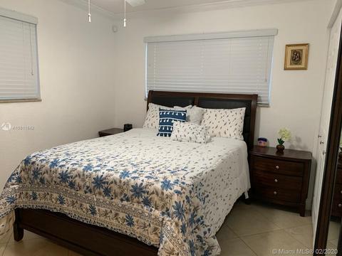 880 E 23rd St, Hialeah, FL 33013 photo 8