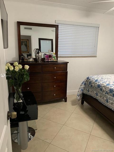 880 E 23rd St, Hialeah, FL 33013 photo 9