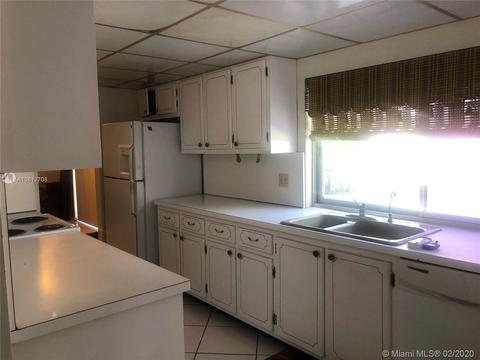 8510 SW 102nd Ave, Miami, FL 33173 photo 3