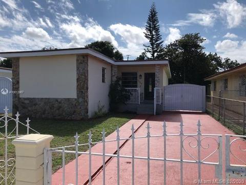 554 E 29th St, Hialeah, FL 33013 photo 2