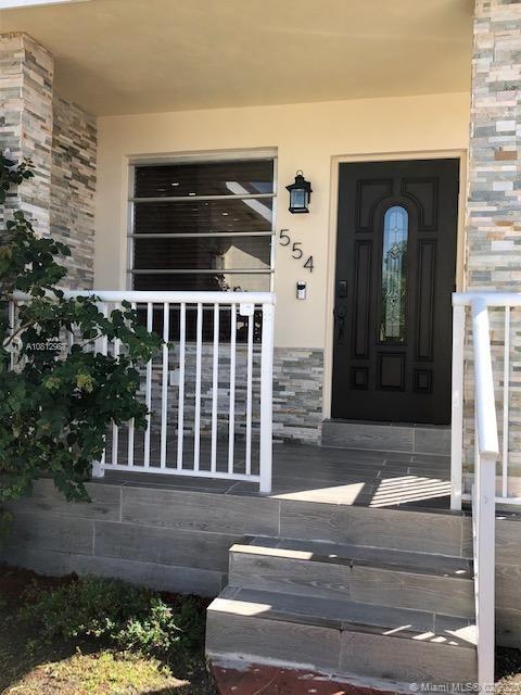 554 E 29th St, Hialeah, FL 33013 photo 3