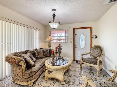744 E 31st St, Hialeah, FL 33013 photo 8