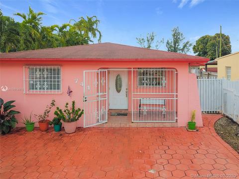 744 E 31st St, Hialeah, FL 33013 photo 2