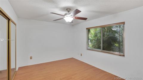 Undisclosed, Miami, FL 33143 photo 13