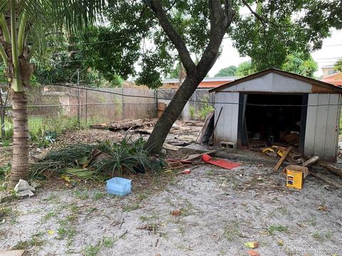 932 E 20th St, Hialeah, FL 33013 photo 15