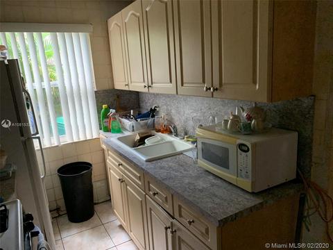 932 E 20th St, Hialeah, FL 33013 photo 8