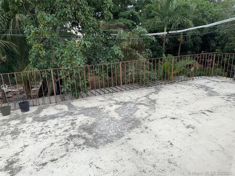 932 E 20th St, Hialeah, FL 33013 photo 3