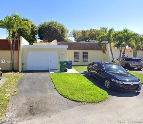 7337 Stardust Dr, Hialeah, FL 33015 photo 1