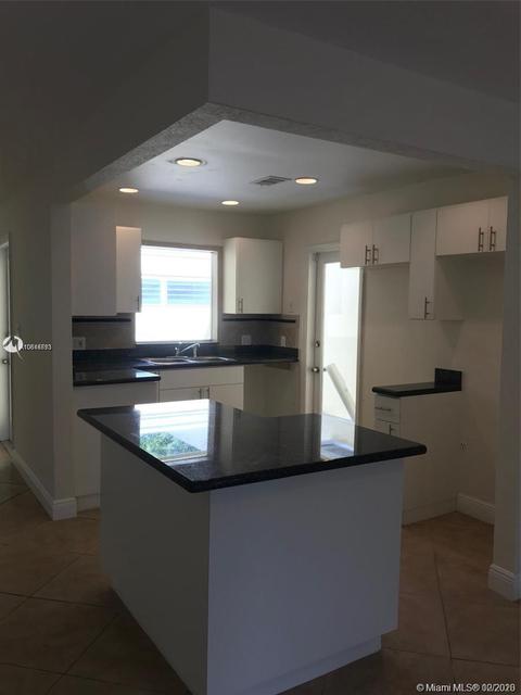 7337 Stardust Dr, Hialeah, FL 33015 photo 3