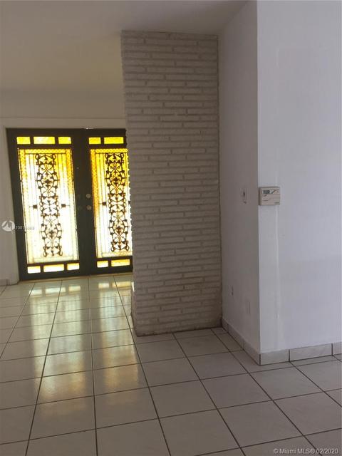 8335 W 18th Ave, Hialeah, FL 33014 photo 9