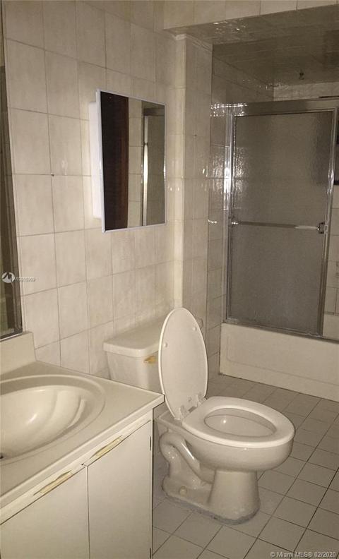 8335 W 18th Ave, Hialeah, FL 33014 photo 23