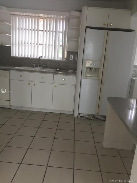 8335 W 18th Ave, Hialeah, FL 33014 photo 14