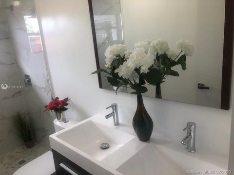 580 E 35th St, Hialeah, FL 33013 photo 6